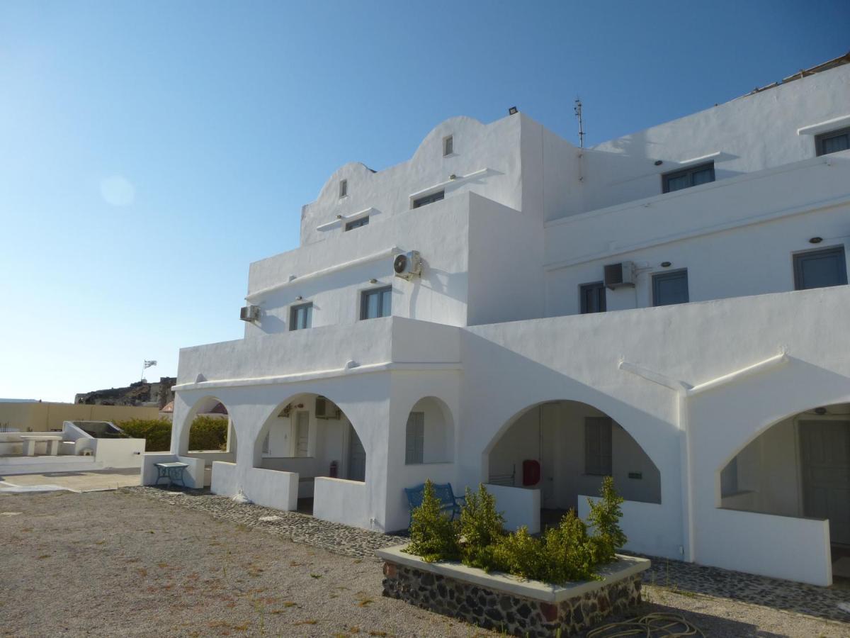 Thira's Dolphin 3*