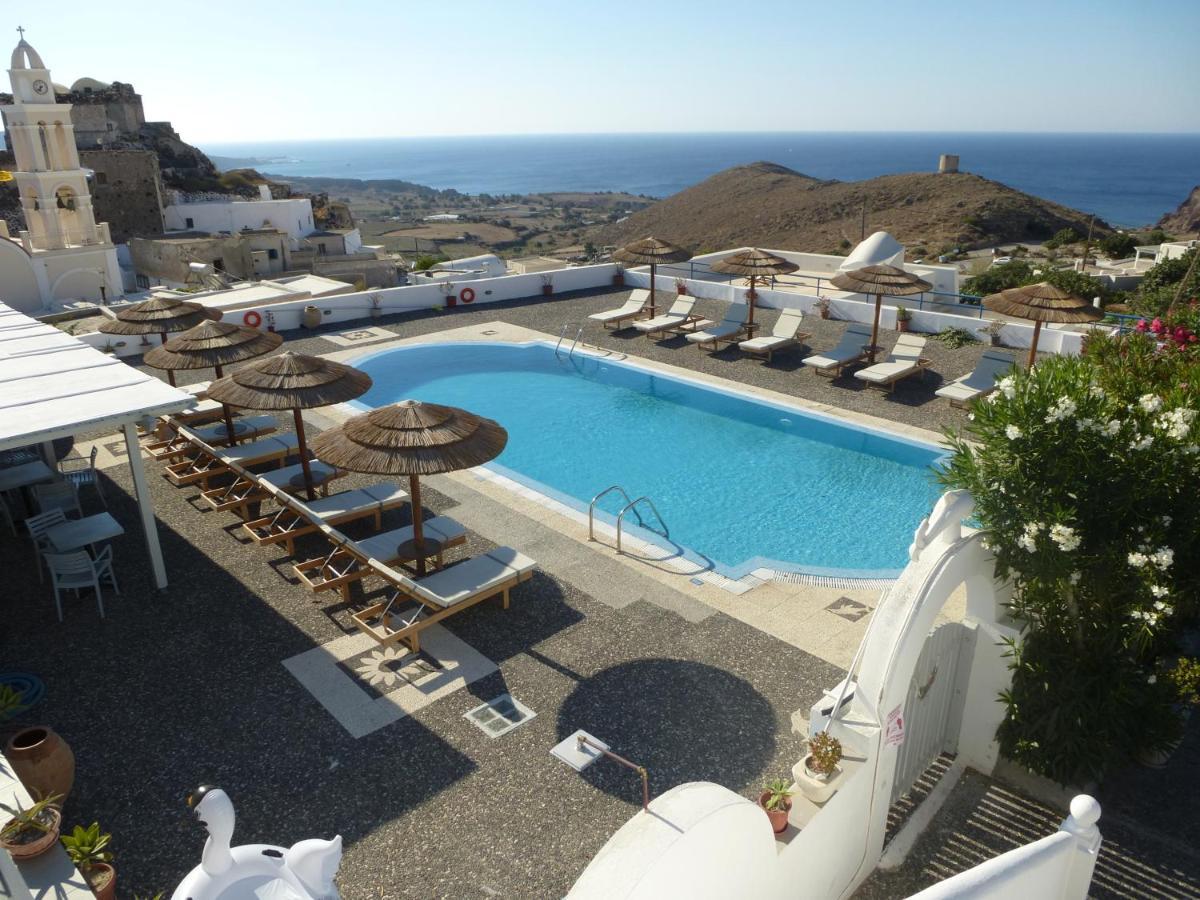 Thira's Dolphin Akrotiri (Santorini)