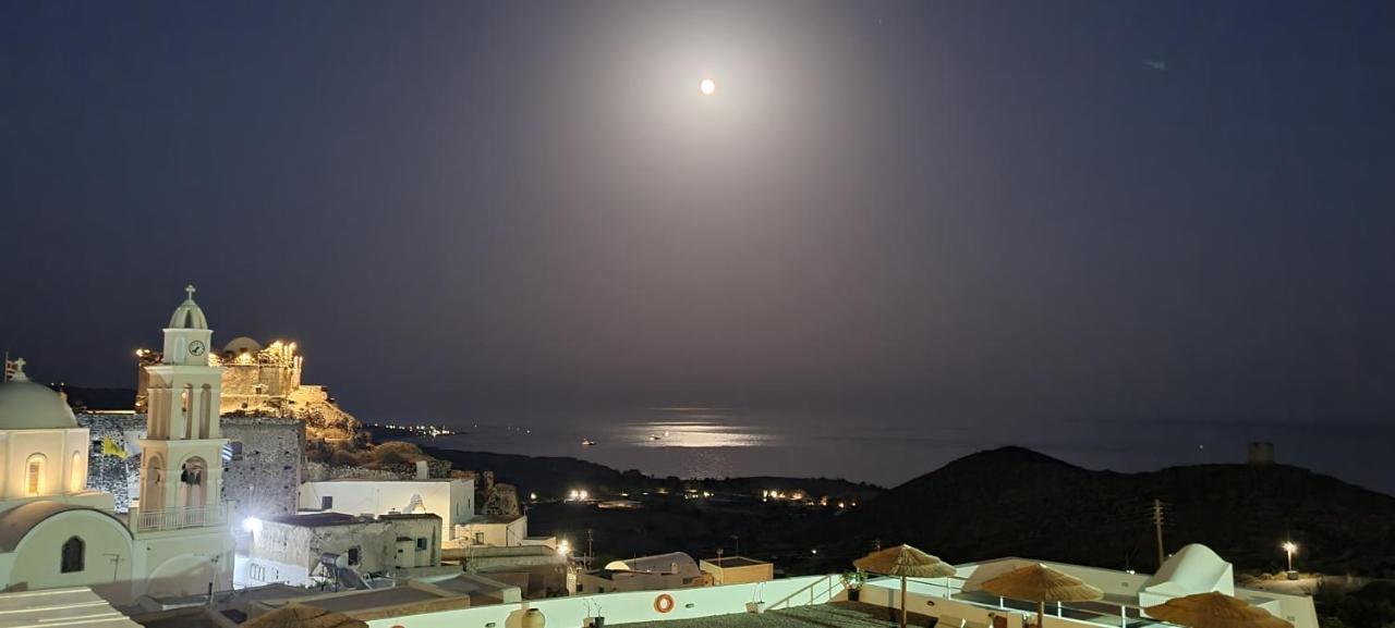 Thira's Dolphin Appart hôtel 3*