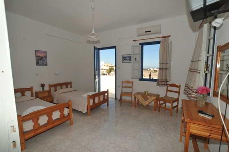 Thira's Dolphin Appart hôtel 3*