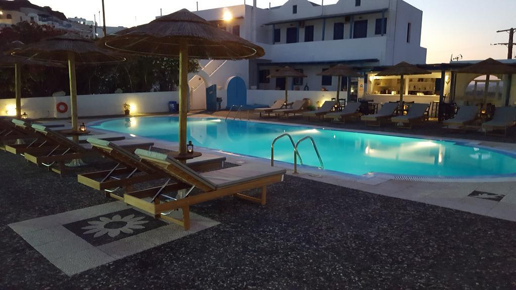 Thira's Dolphin Appart hôtel